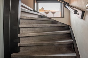 Stairs - Egmond Suite near Beach (Egmond aan Zee)