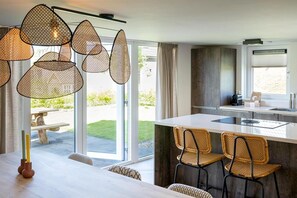 Unclassified image, 4 of 31, button - Coastal Home with Sauna for 6 (Sint Maarten)