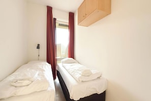 Bedroom - Premium Beachfront Villa with Balcony (Egmond aan Zee)