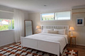 4 Schlafzimmer, Bügeleisen/Bügelbrett, WLAN, Bettwäsche
