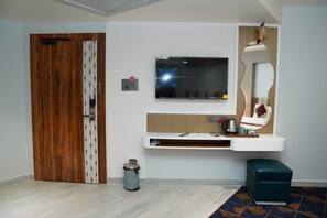 Junior Suite | Interior - Hotel KAMA (Patna)