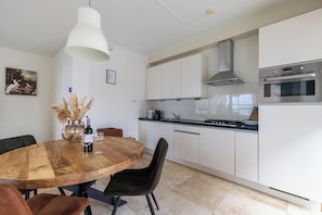 Kitchen - Beach House on Egmond Boulevard (Egmond aan Zee)
