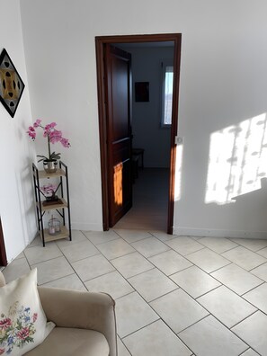 Interior - Holiday Home – Le Paradis Cottage (Pern-Lhospitalet)