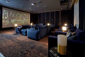 Interior - National at King's Cross  (London)