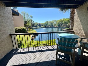 Outdoor dining - Island Club 122 | Lagoon view w/Pool, Beach Access (Hilton Head Island)