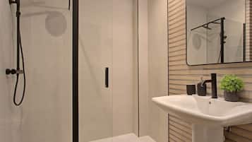 Basic-Doppelzimmer | Badezimmer