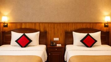 Minibar, desk, free WiFi, wheelchair access