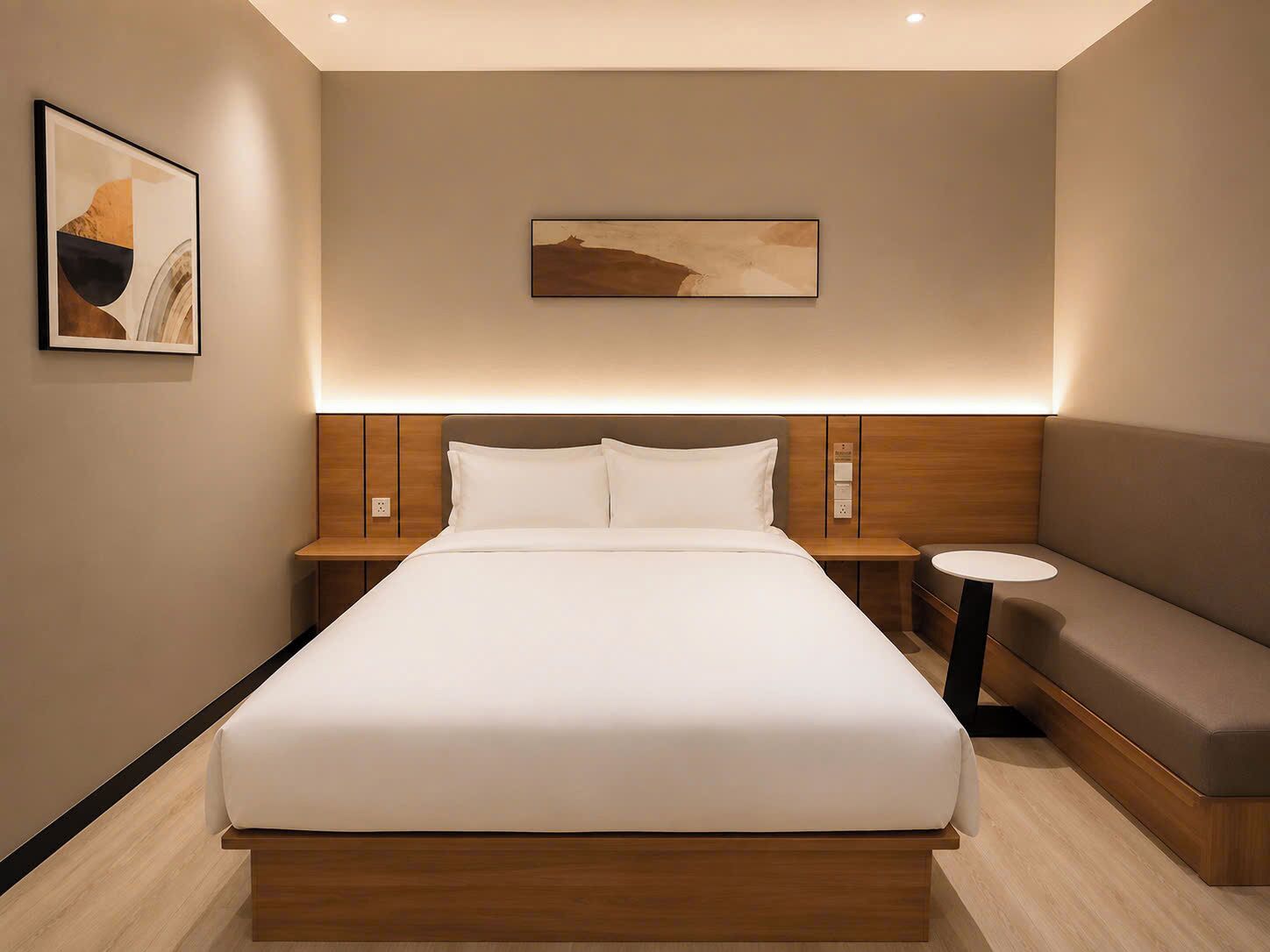 Business Double Room | Minibar, desk, free WiFi, bed sheets