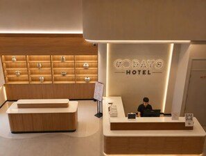 Reception - Seven Days Hotel (Duc Hoa)