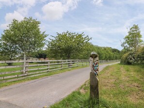 Property grounds - The Old Dairy, is near Thirsk. (Thirsk)