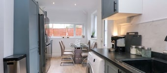 139 Thomas Lane, Liverpool