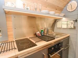 Private kitchen - Elleric Pods - The Last Resort (Appin)
