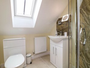 Shower - The Long Barn, Alton (Stoke-on-Trent)