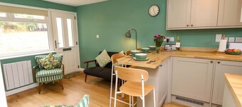 Charming Downs View Chalet in Sandown Bay