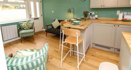 Charming Downs View Chalet in Sandown Bay
