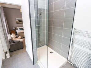 Shower - The Miners Hall, Stanley, County Durham (Stanley)