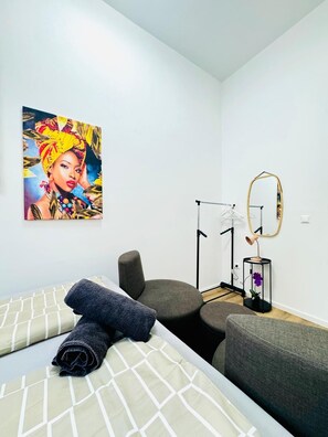 Interior - Simple Private Room Steps from Augarten (Wien)