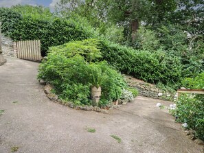 Property grounds - Cedar Gardens, Llanbedr-Dyffryn-Clwyd (Ruthin)