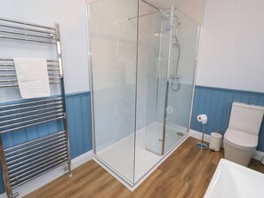 Shower - Linn Cottage, Bellingham (Hexham)