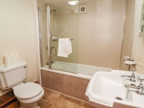 Shower - Hornington Lodge, Tadcaster (York)