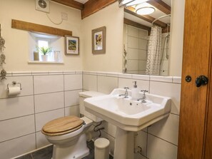 Shower - The Milk House, Wirksworth (Matlock)