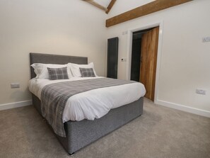 2 bedrooms, WiFi - The Groom’s Cottage, Market Weighton (Market Weighton)