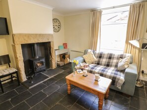 Fireplace - Cosy Cottage, Swainby (Northallerton)