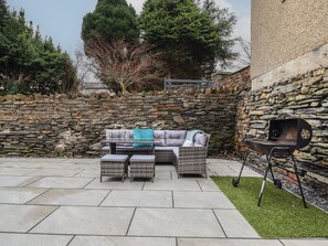 Outdoor dining - Ty Mawr, Penrhyndeudraeth (Penrhyndeudraeth)