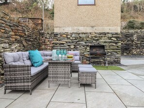 Terrace/patio - Ty Mawr, Penrhyndeudraeth (Penrhyndeudraeth)