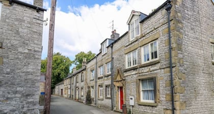 Top House Tideswell Derbyshire