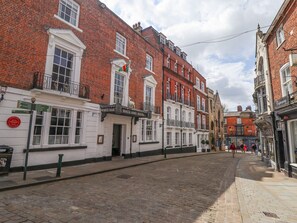 Exterior - 17 Union Road House, Lincoln. (Lincoln)
