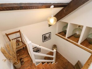 Interior - 18 Main Street, Fishguard (Fishguard)