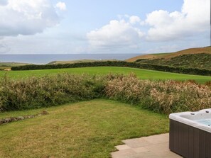 Property grounds - Northcott near Bude, Cornwall. (Bude)