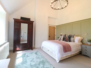 4 bedrooms, WiFi - Upper Hurst Farmhouse, Hot tub (Buxton)