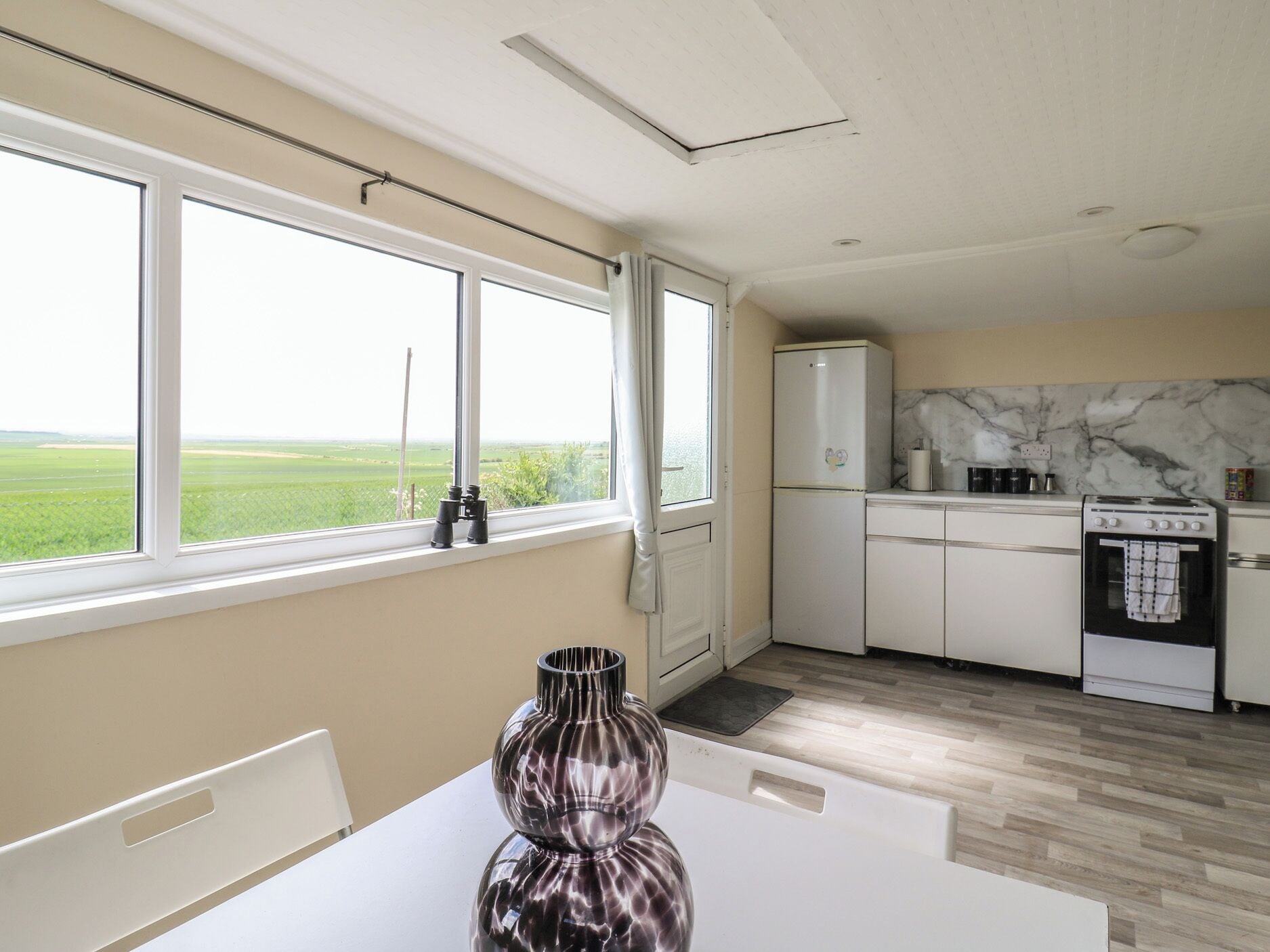 Cottage | Private kitchen | Cookware/dishes/utensils