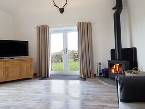 Interior - Gaerau Bach, in Llanbedr, Gwynedd. (Llanbedr)