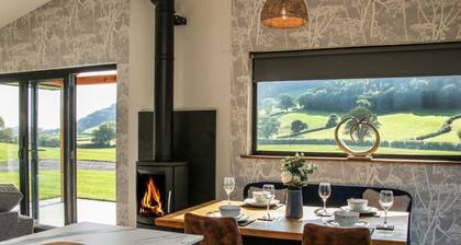 Meadow View, Meifod, Powys