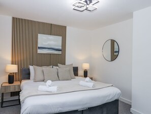 WiFi - Milana - A Charming Home in Tiverton (Tiverton)