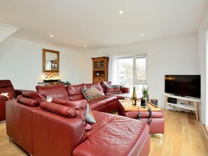 Living area - Generals Yard, Eyemouth (Eyemouth)