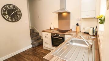 Dishwasher, high chair