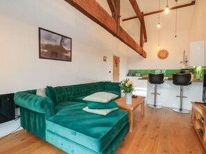 Living area - Repton @ Engine Shed - Whitby Retreat (Whitby)