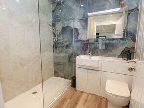 Bathroom - Studio, Christleton, Cheshire. (Chester)