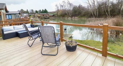 The Lake House in Lincolnshire