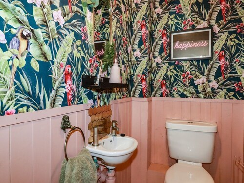 Treveglos: No. 9 in Porthtowan