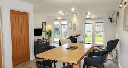 Treveglos: No. 9 in Porthtowan