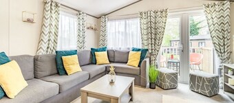 9 Kingfisher Lakes, North Bovey