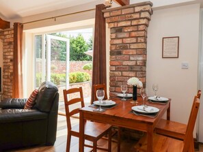 Dining - Winsall Court I: Ground Floor Haven (Driffield)