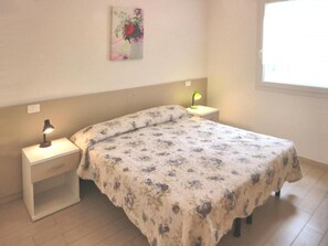 Room - Beachside vacation home with private garden (Lignano Sabbiadoro)