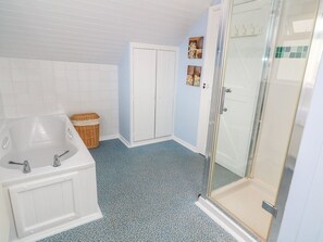 Shower - Charming Mount View Cottage Retreat (Marazion)