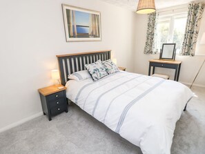 Room - Altair, Freshwater, Isle of Wight (Freshwater)